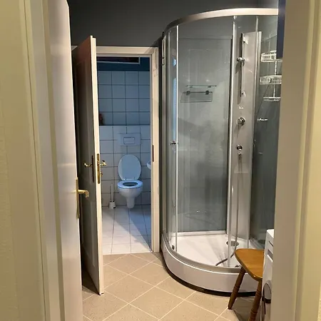 Muller's Residenz - Self Check In Apartment *